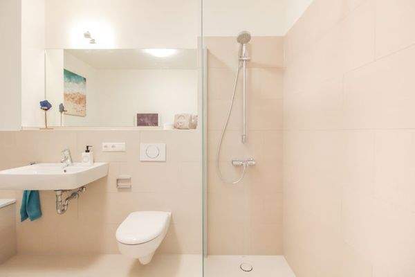 Beispiel Duschbad (Musterwohnung)