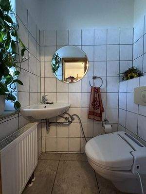 Gäste-WC im Erdgeschoss