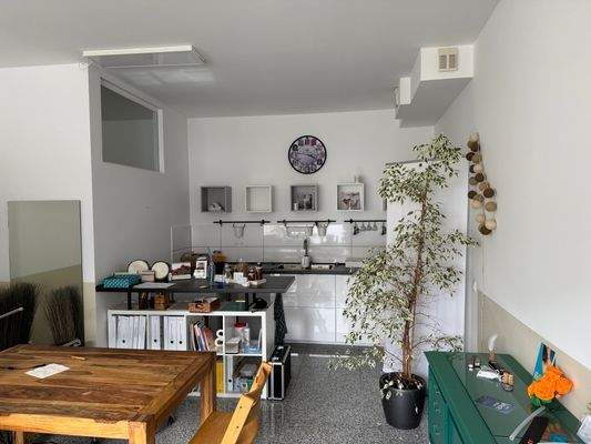 Wohnzimmer Blick zur Küche