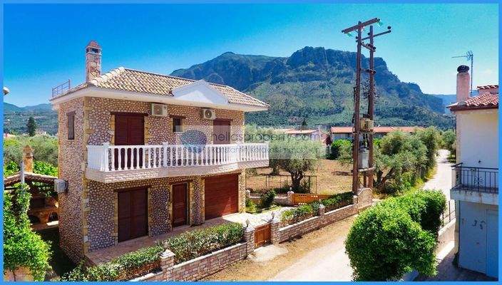 d479da2f47d744b5a534434640827a80-original