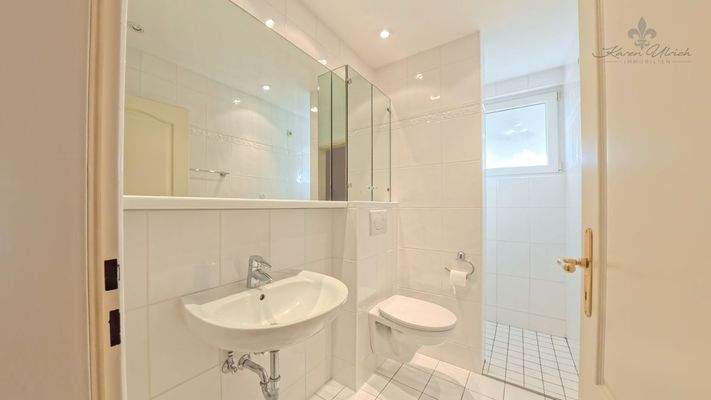 Duschbad mit Tageslicht