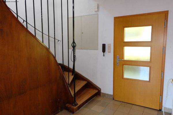 Diele, Treppe zum DG