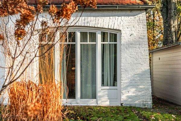 Detailansicht bodentiefe Fenster