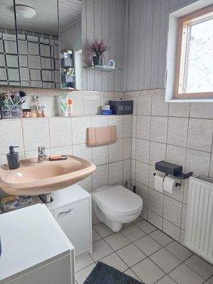 Wannenbad im Erdgeschoss