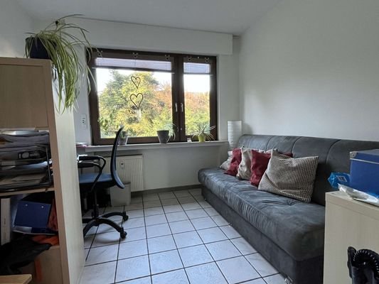 Arbeits-/Kinderzimmer