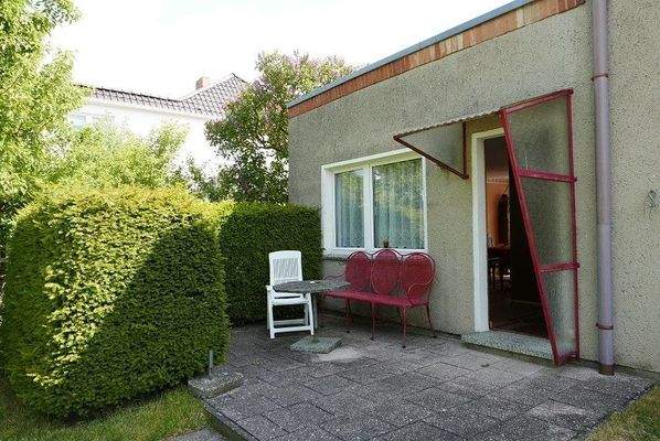 Ausgang zum Grundstück