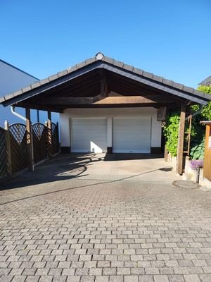 Garage/Carport/Stellpl.