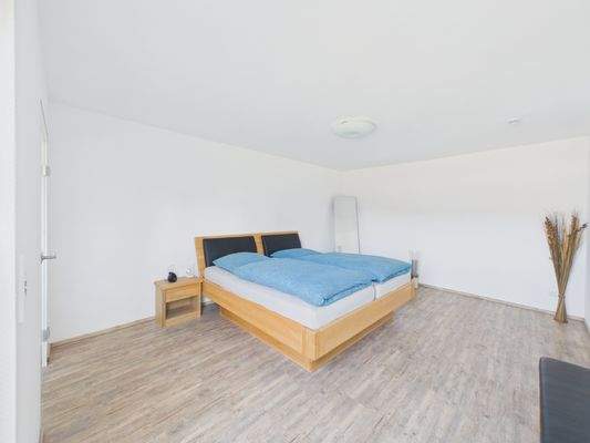 Schlafzimmer UG