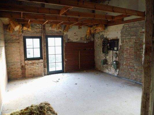 Die noch nicht fertig gestellte Whg.JPG