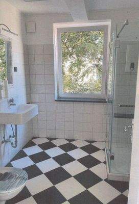 3 OG   Große Wohnung  Bad  15.08.2024.jpg