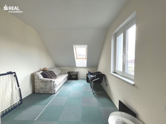 Zimmer 1 OG
