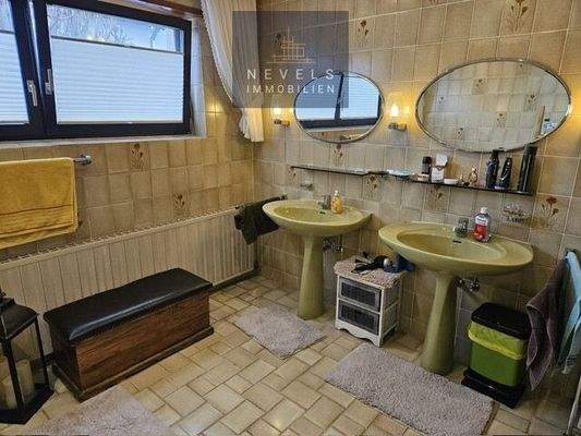 Badezimmer Erdgeschoss