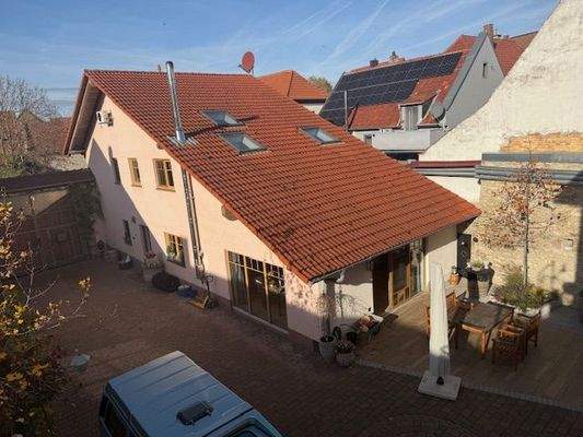 Hausansicht von Wohnungsterasse.jpeg