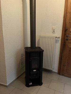 Ofen im Eingangsbereich