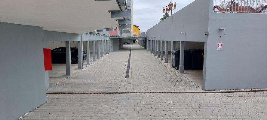 Stellplatz überdacht