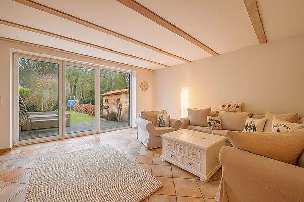 200-6026_Wohnzimmer-4_gestaged