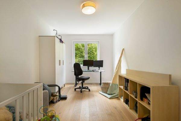 Arbeits-/Gäste-/Kinderzimmer