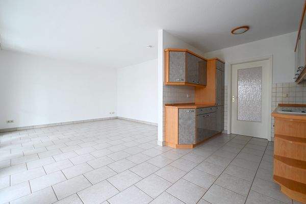 Blick zur offenen Küche