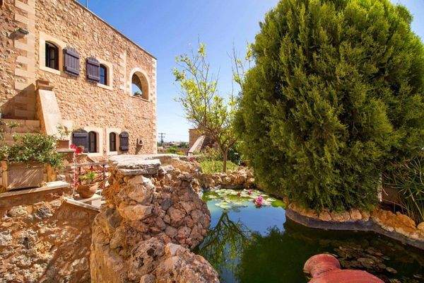 Villa For Sale in Samonas village 3.jpg