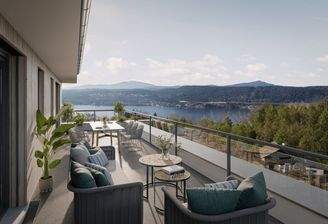 Terrasse mit Seeblick