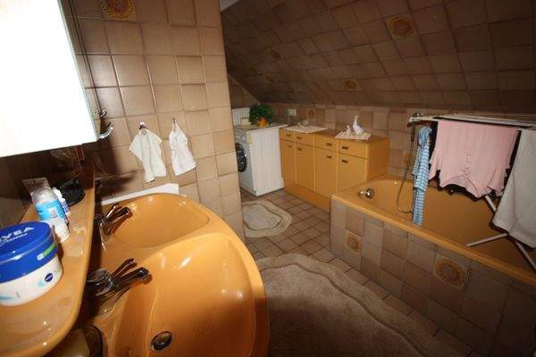 Badezimmer Dachgeschosswohnung