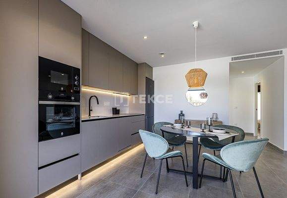 Contemporary Apartments with Communal Pool in Pilar de la Horadada