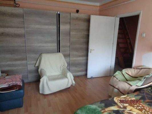 1.Wohneinheit Wohnzimmer(jetzt Schlafzimmer)