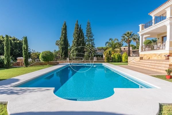 Villa in Marbella East