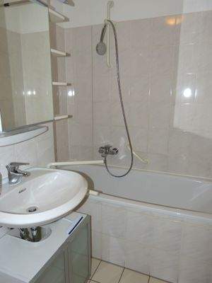 Innenliegendes Badezimmer  