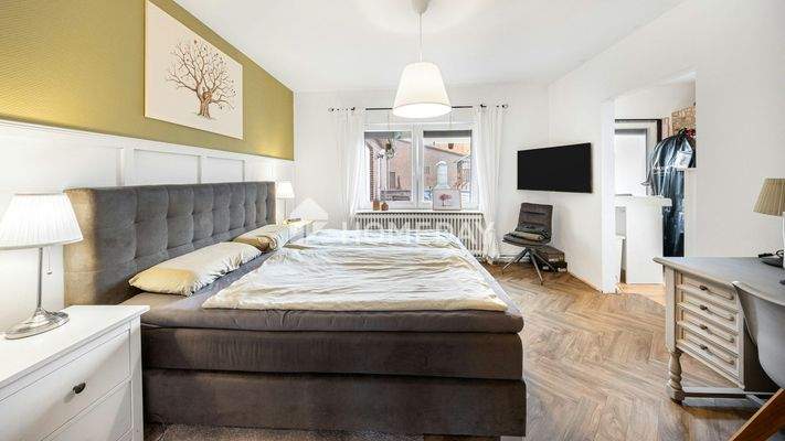 EG Elternschlafzimmer 1