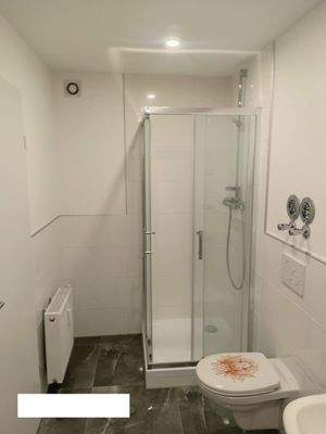 WhatsApp Image 2025-12-09 at 09.40.44 (1)