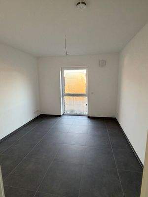 Kind EG rechts 1.jpeg