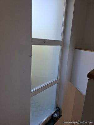 Lichtschacht b. Treppenaufgang