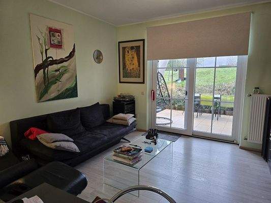 Wohn- und Esszimmer Wohnung EG