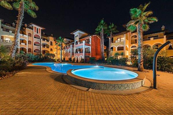 PISCINA COMUNE DI SERA