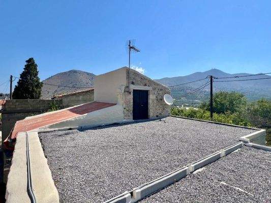 Kreta, Latsida: Charmantes Dorfhaus mit Garten zu verkaufen