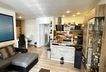 Wohnzimmer mit Kochniesche