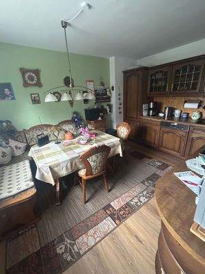 Voll ausgestattete Küche