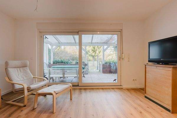 Blick auf die überdachte Terrasse