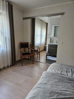 Schlafzimmer/ Bad en suite