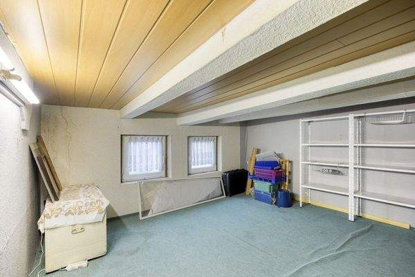 OG große Wohnung - Schlafzimmer 2