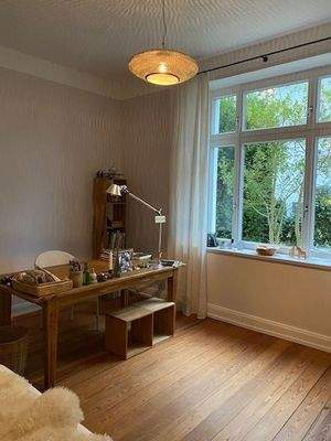 Zimmer 3 - Büro/Bibliothek/Schlafen