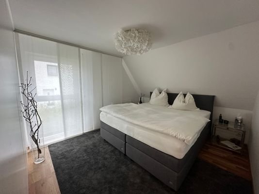 Schlafzimmer 2