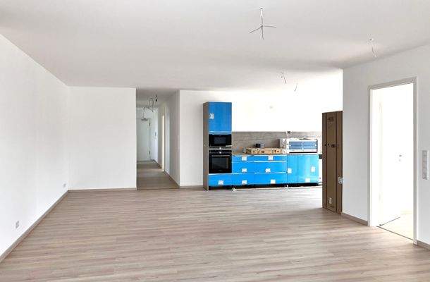 Essbereich mit offener Küche