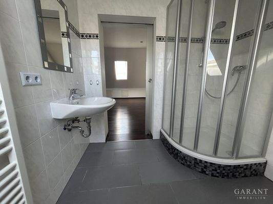 Duschbad Dachgeschoss