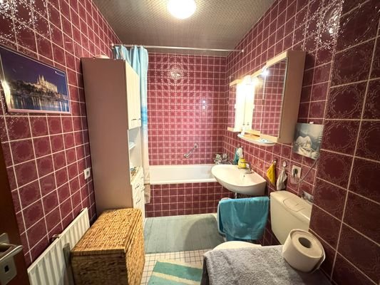 OED140   Badezimmer.JPEG