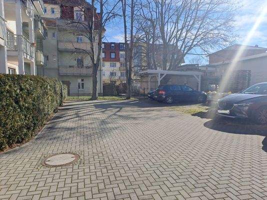 Leutewitzer Straße Hof mit Carport(13)