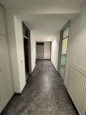 Flur (2)