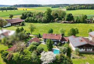 Fernblick auf Naturidylle