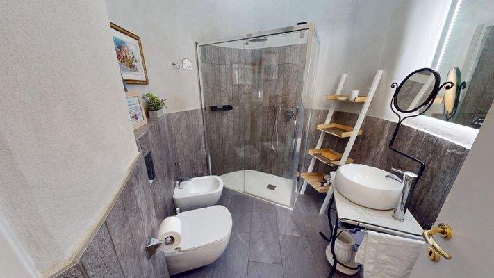 AB-073-13-Trilocale-recentemente-ristrutturato-a-M